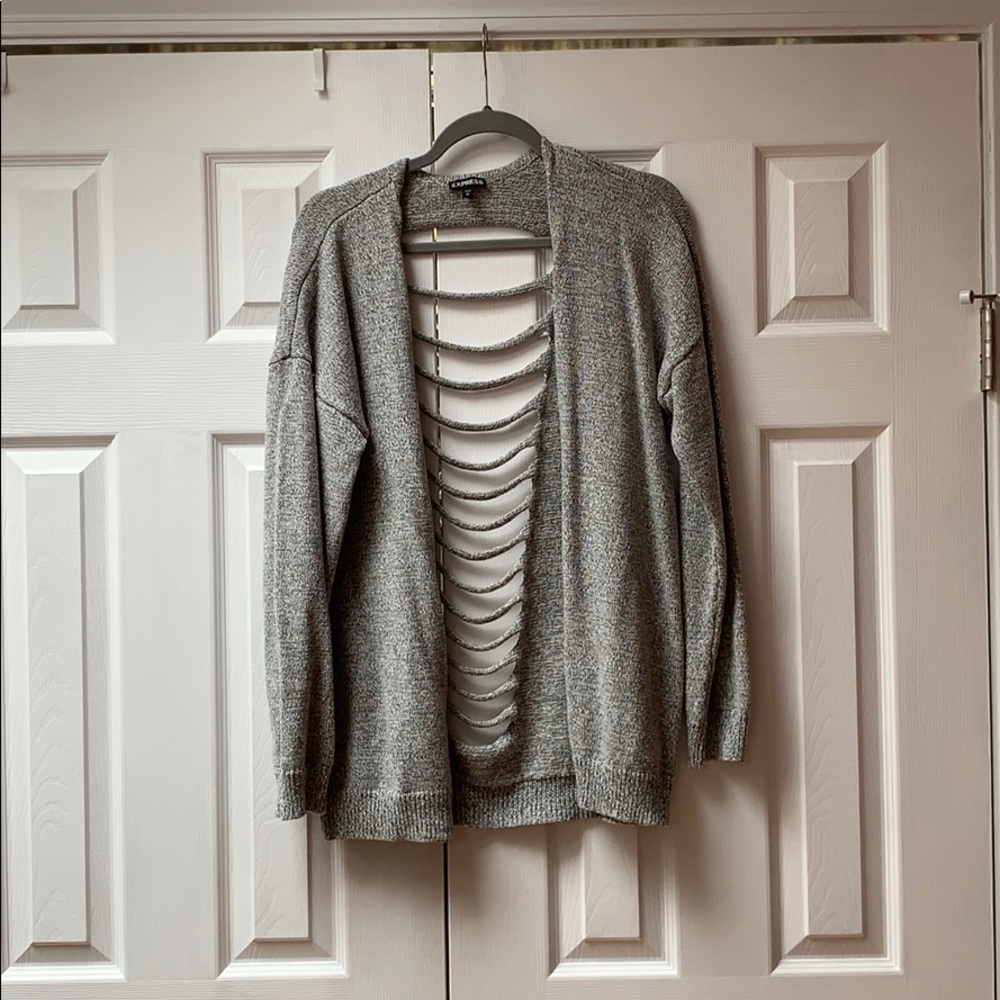 Express sweater with cut back - L